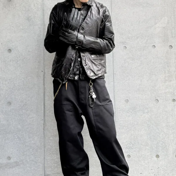 レザーグローブ×レザーシャツ×レザーベスト