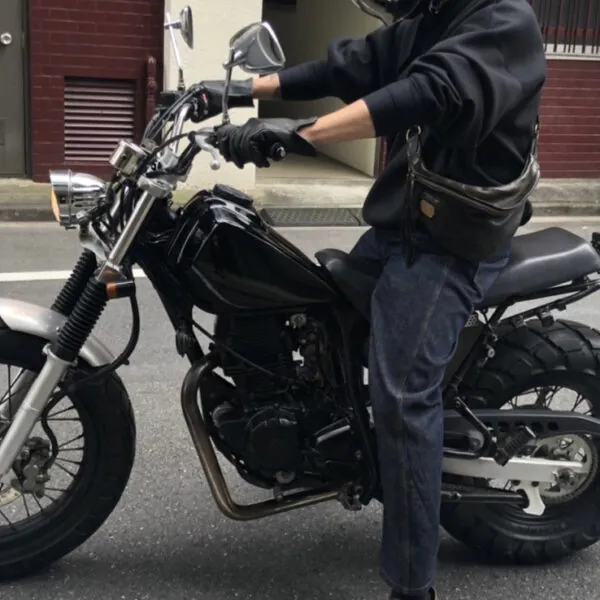 TW200に合うバイクファッション